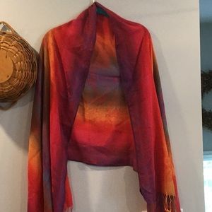 NWT lightweight scarf